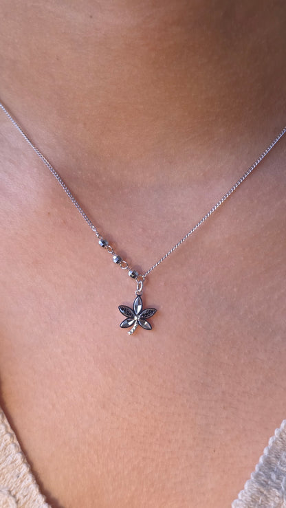 Noir Bloom Pendant Chain