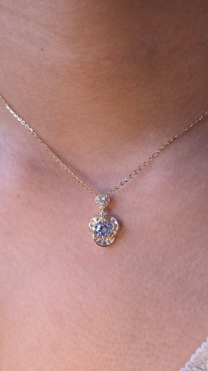 Soleil Heart Pendant Chain