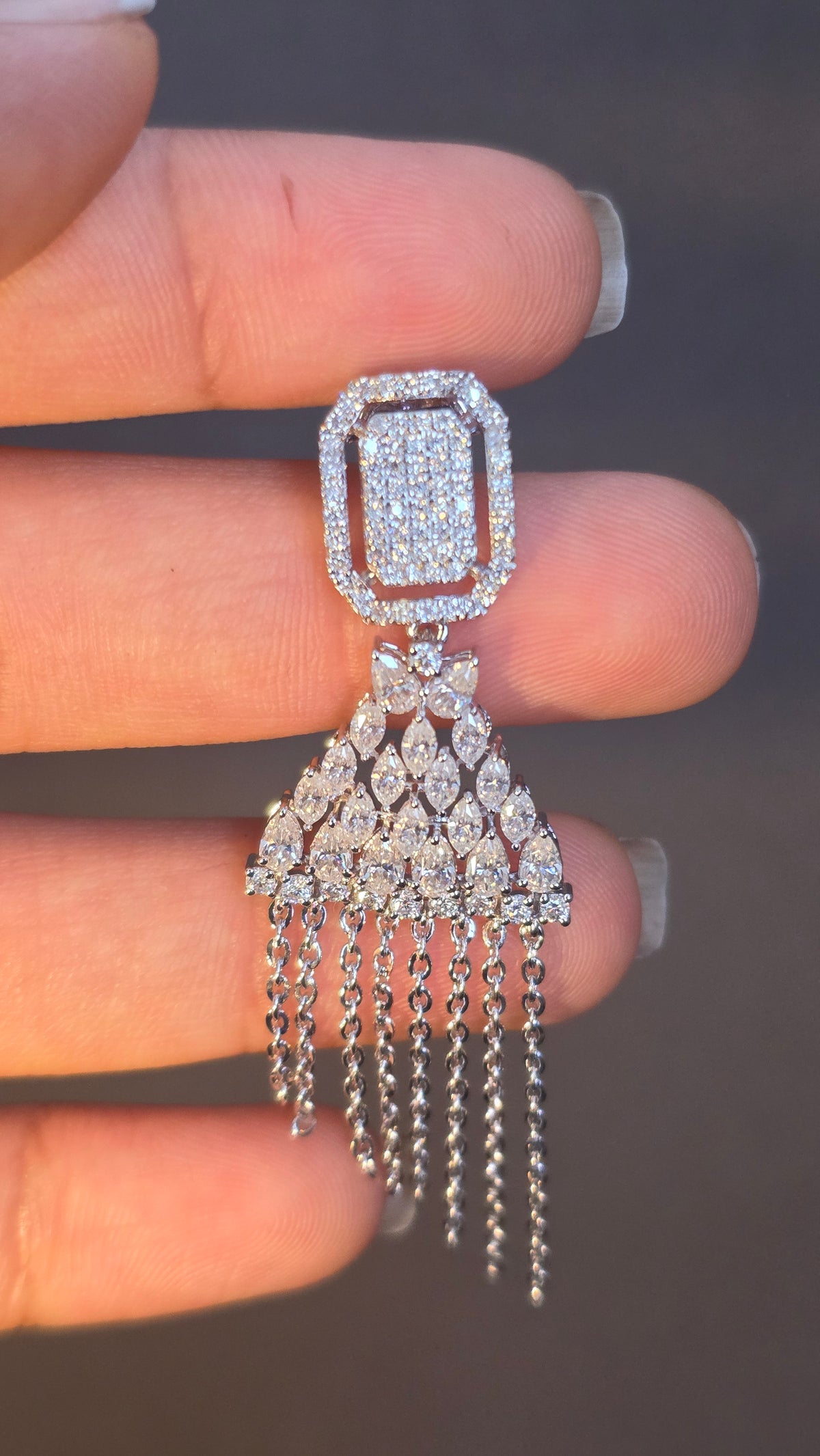 Geometric Fringe Dangles