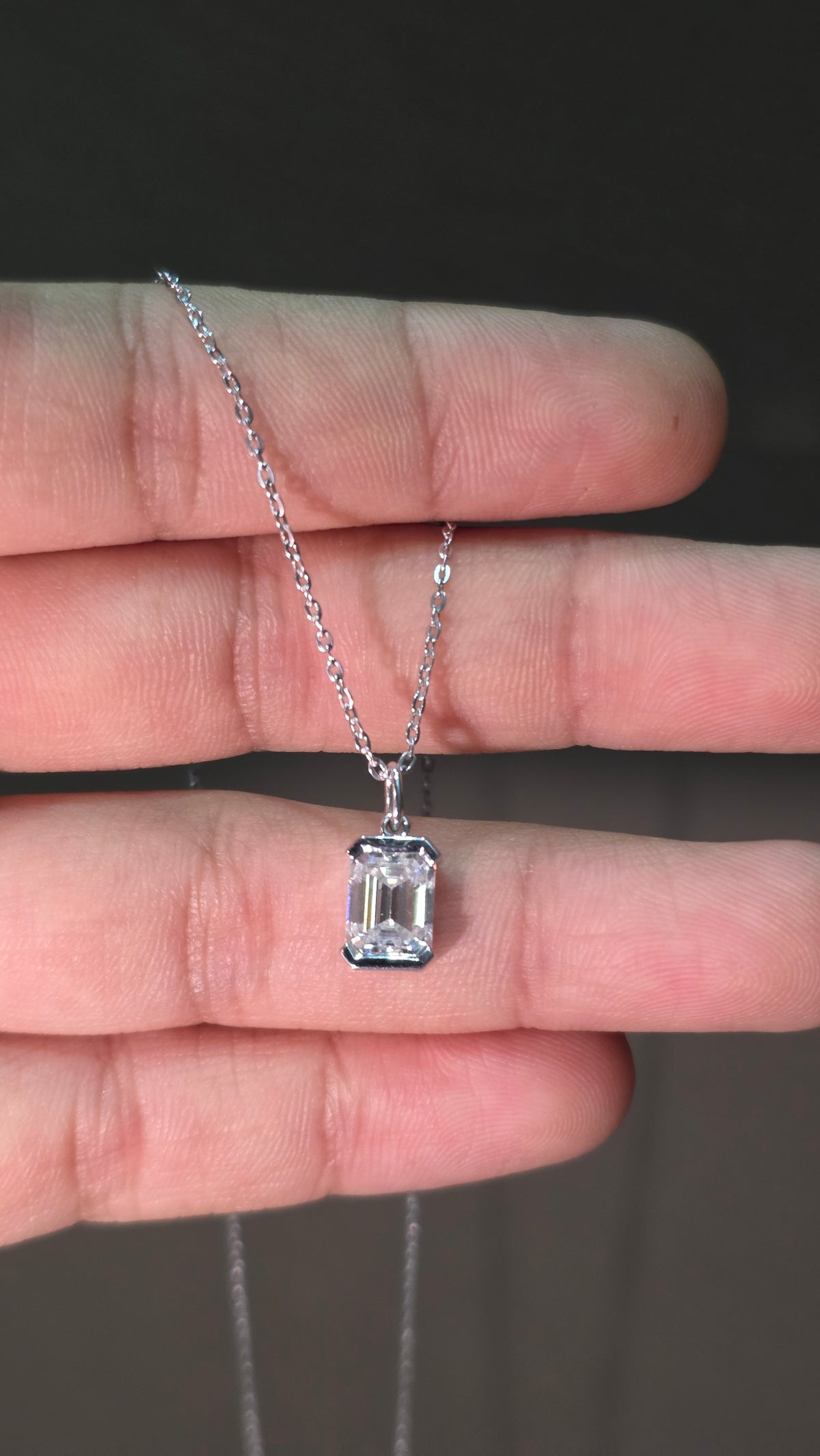 Clarity Pendant Chain