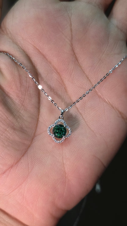 Emerald Clover Pendant Chain