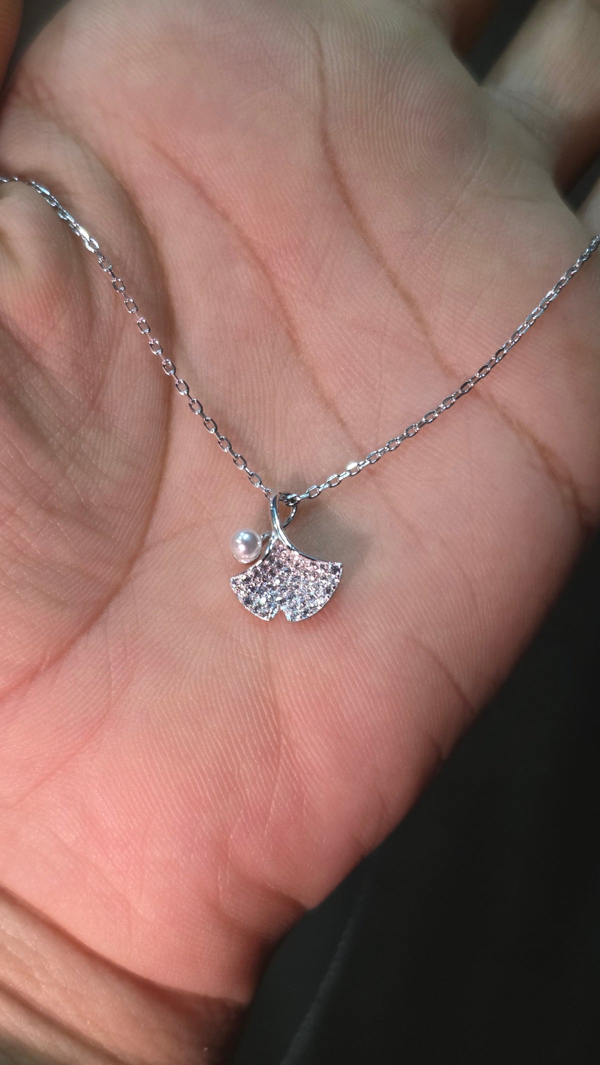 Ginkgo Pearl Pendant Chain