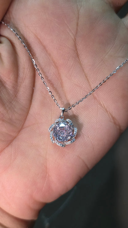 Bloom Halo Pendant Chain