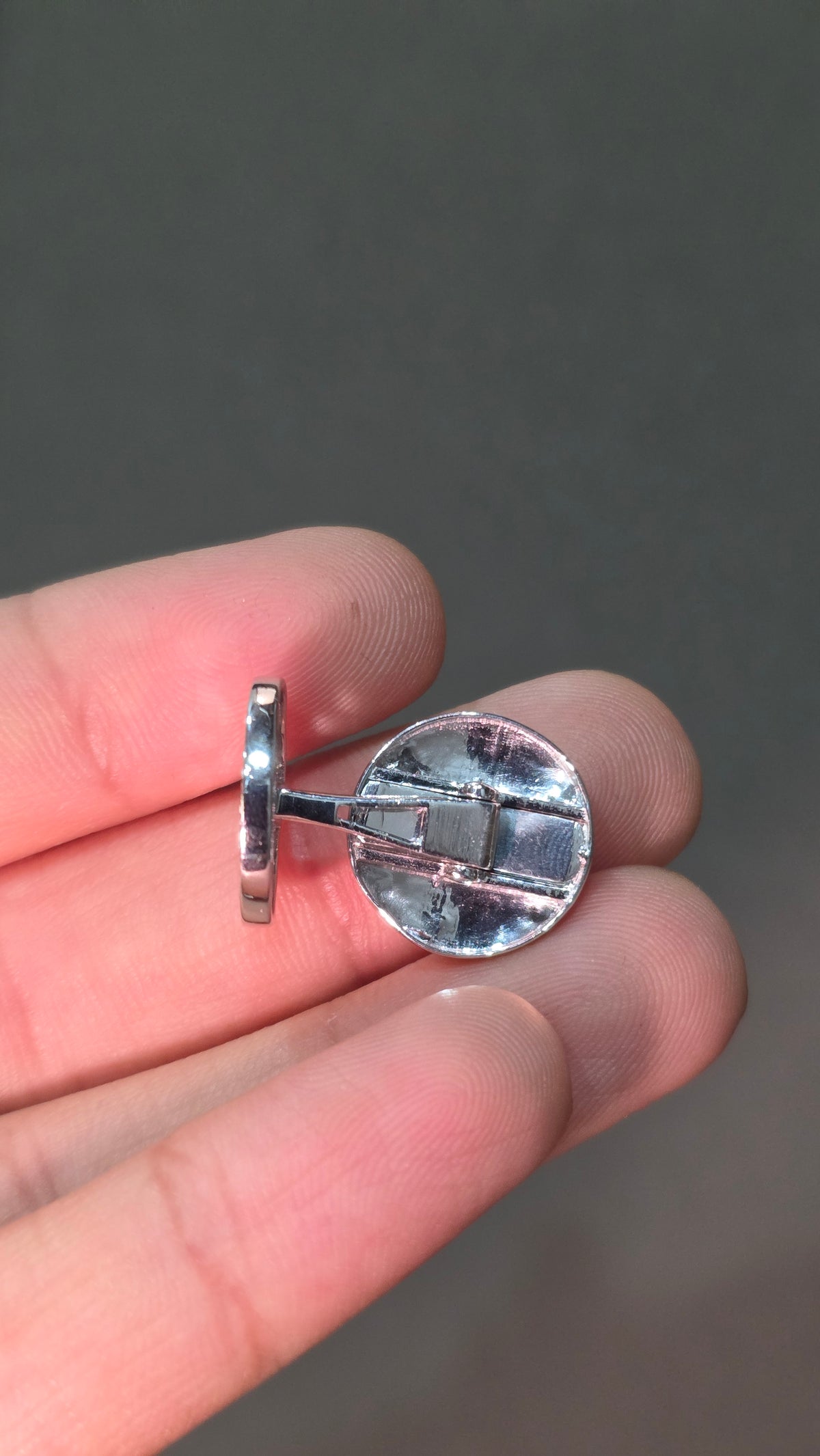 Atelier Studs - One Pair