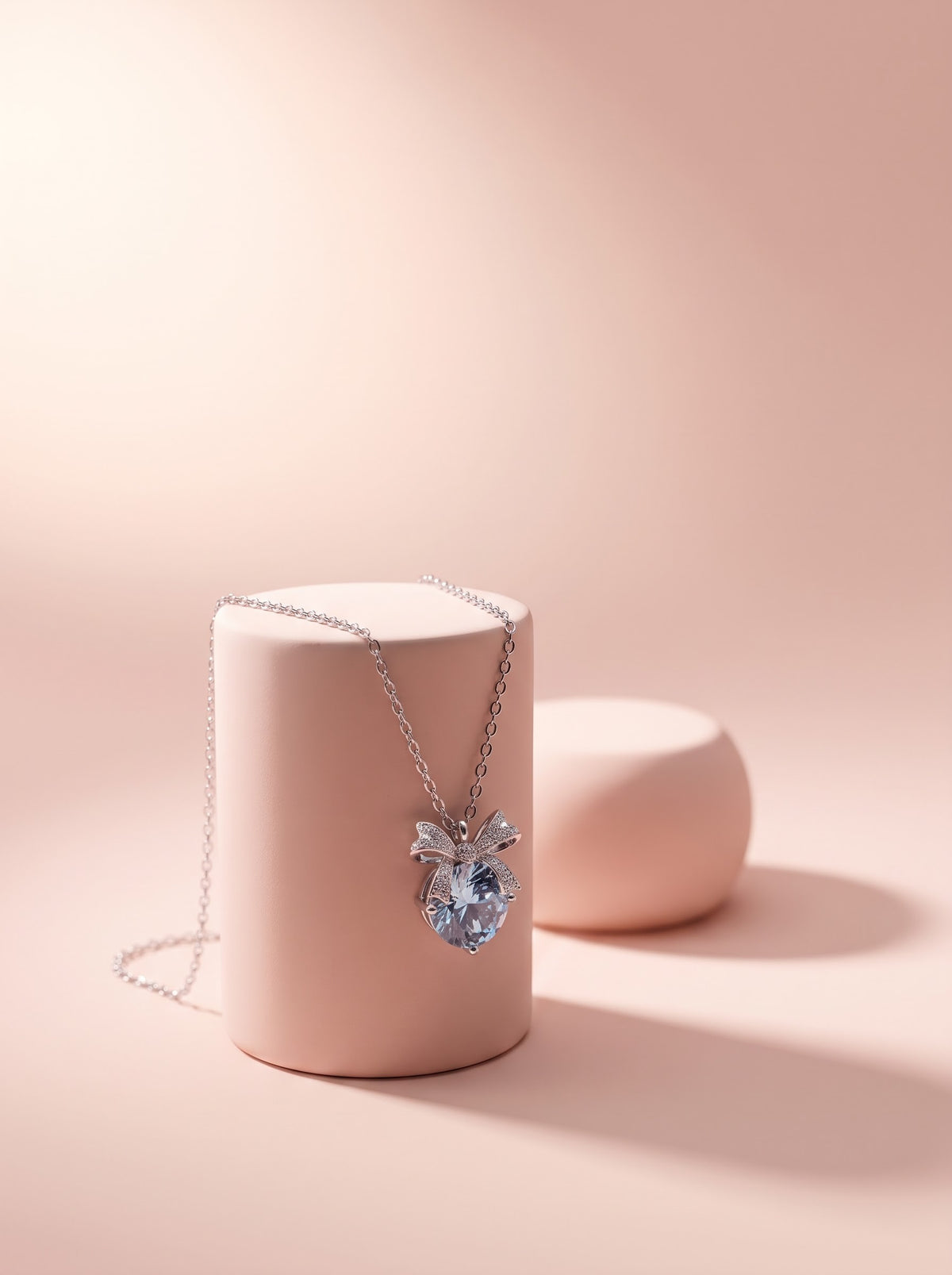 Ciel Bow Pendant Chain