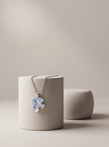 Azure Clover Pendant Chain