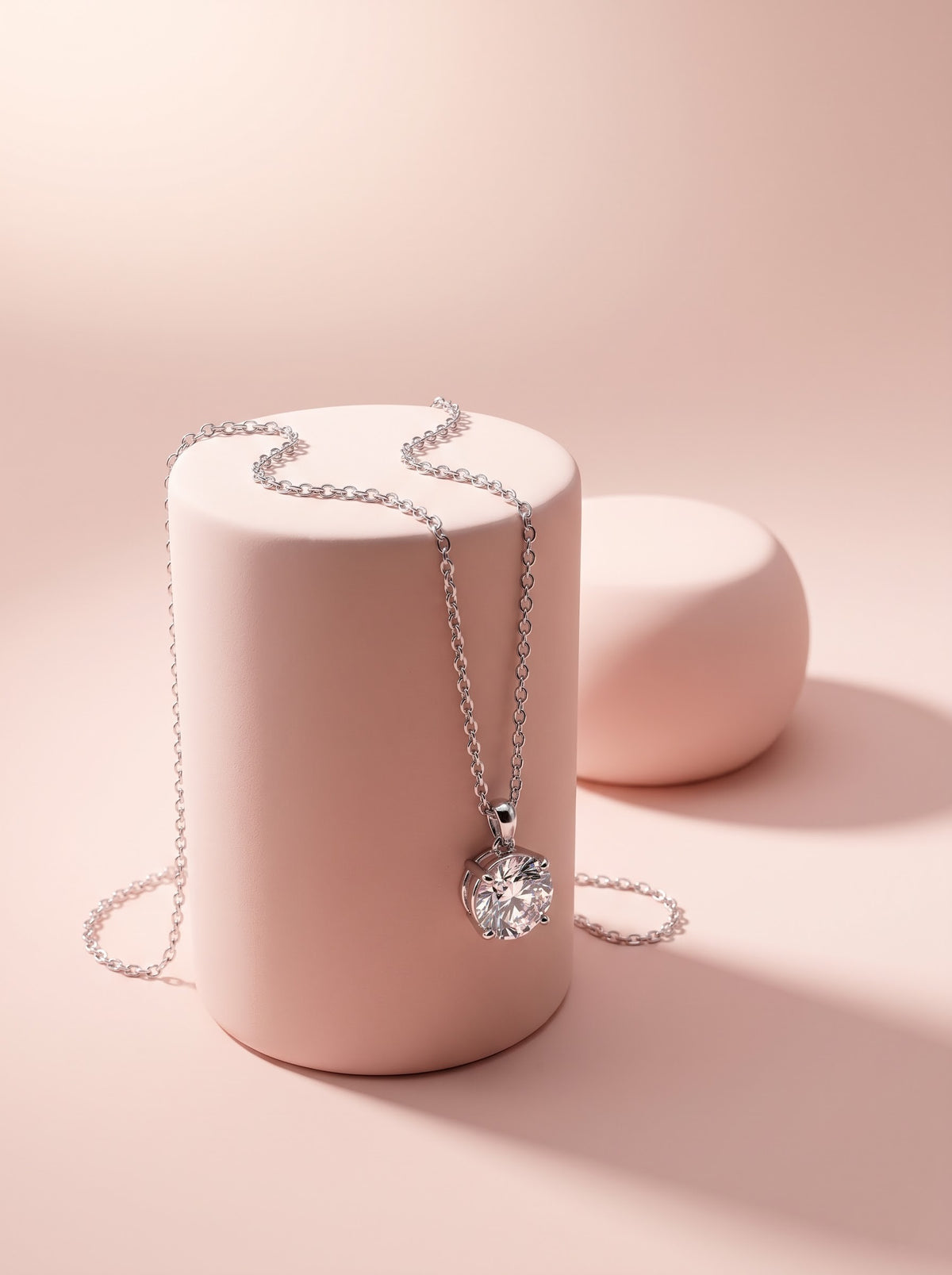 Lumière Pendant Chain