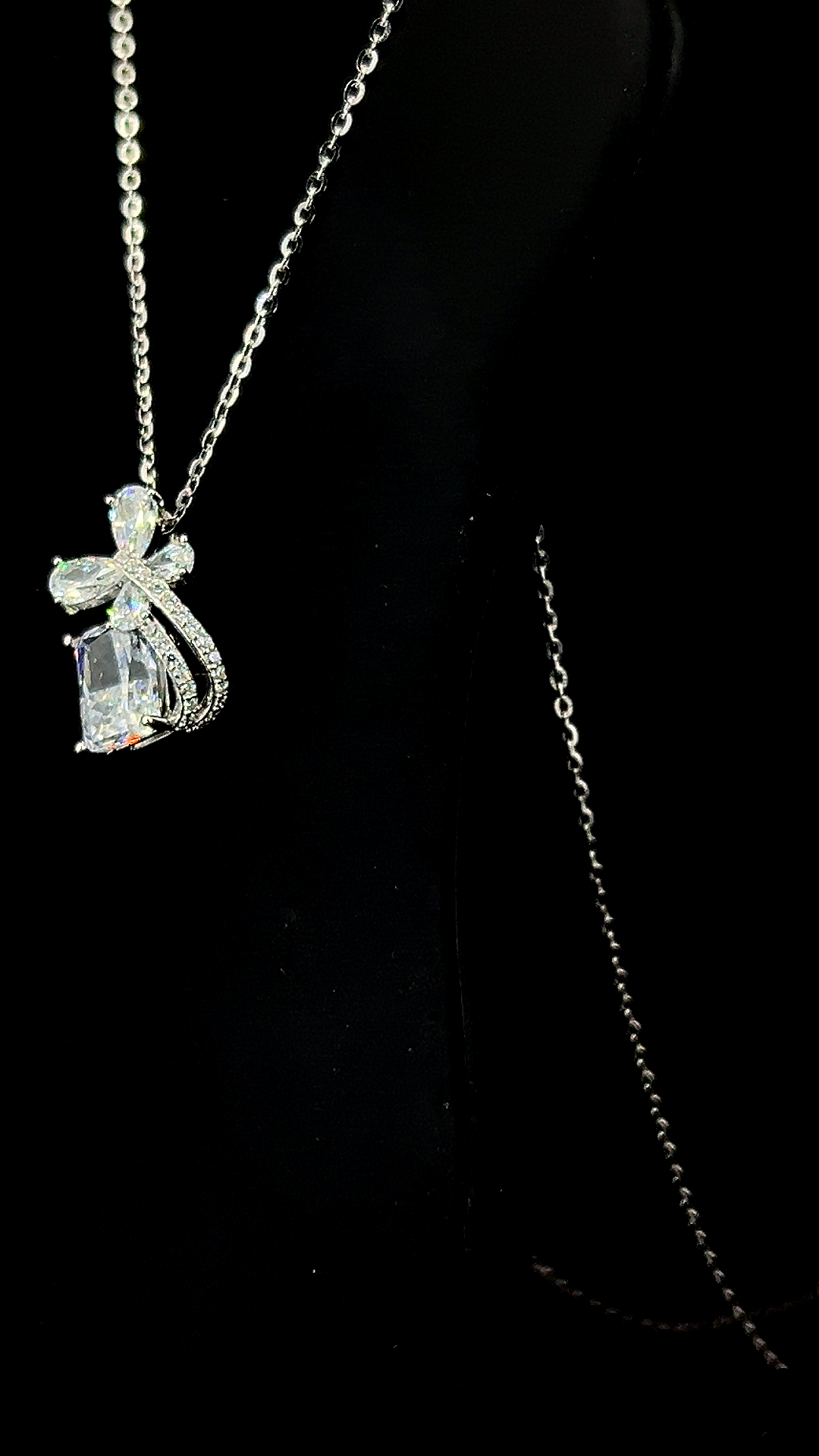 Papillon Crown Pendant Chain