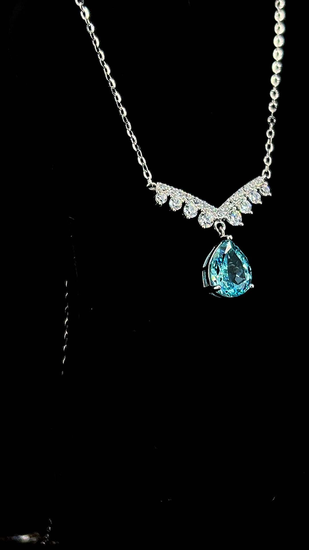 Teal Crown Pendant Chain