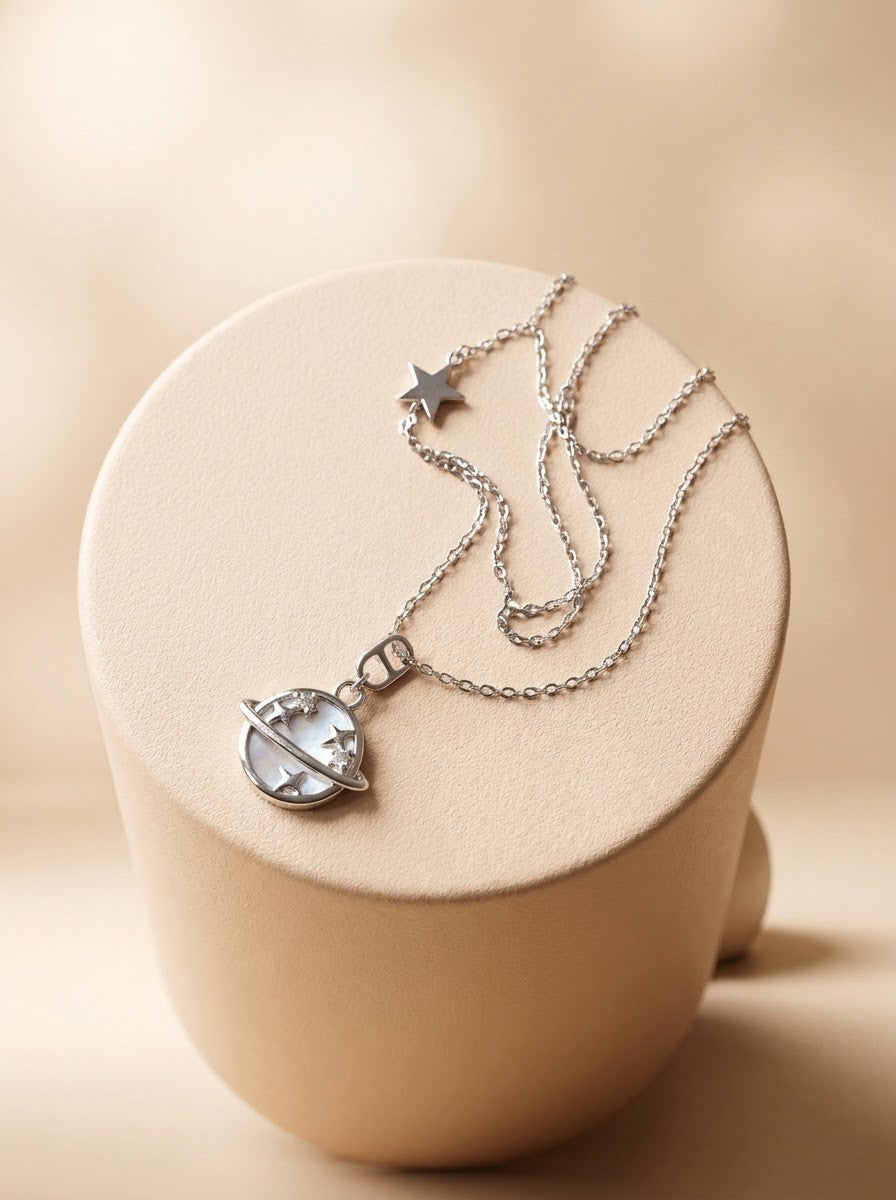 Saturn Star Pendant Chain