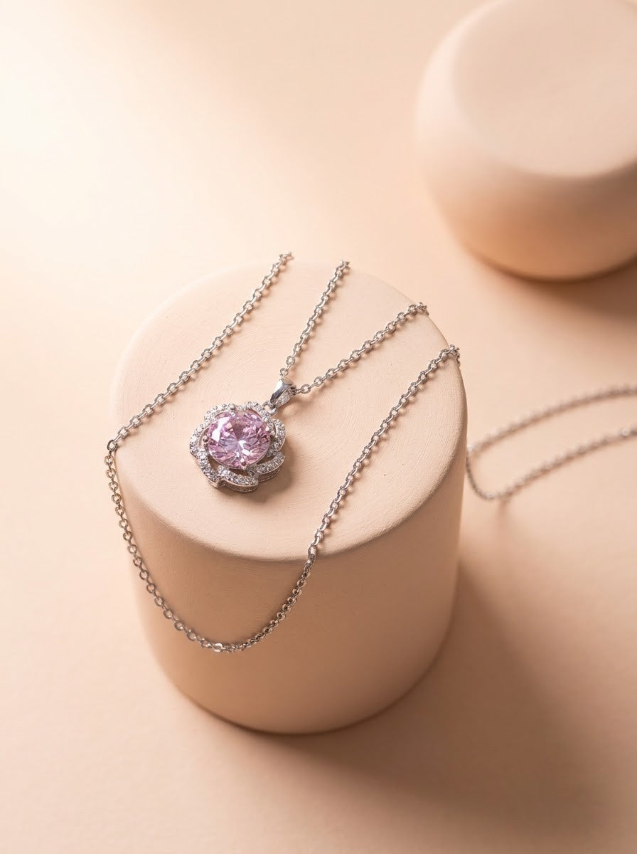 Bloom Halo Pendant Chain
