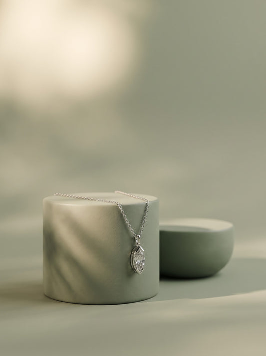 Aura Pendant Chain