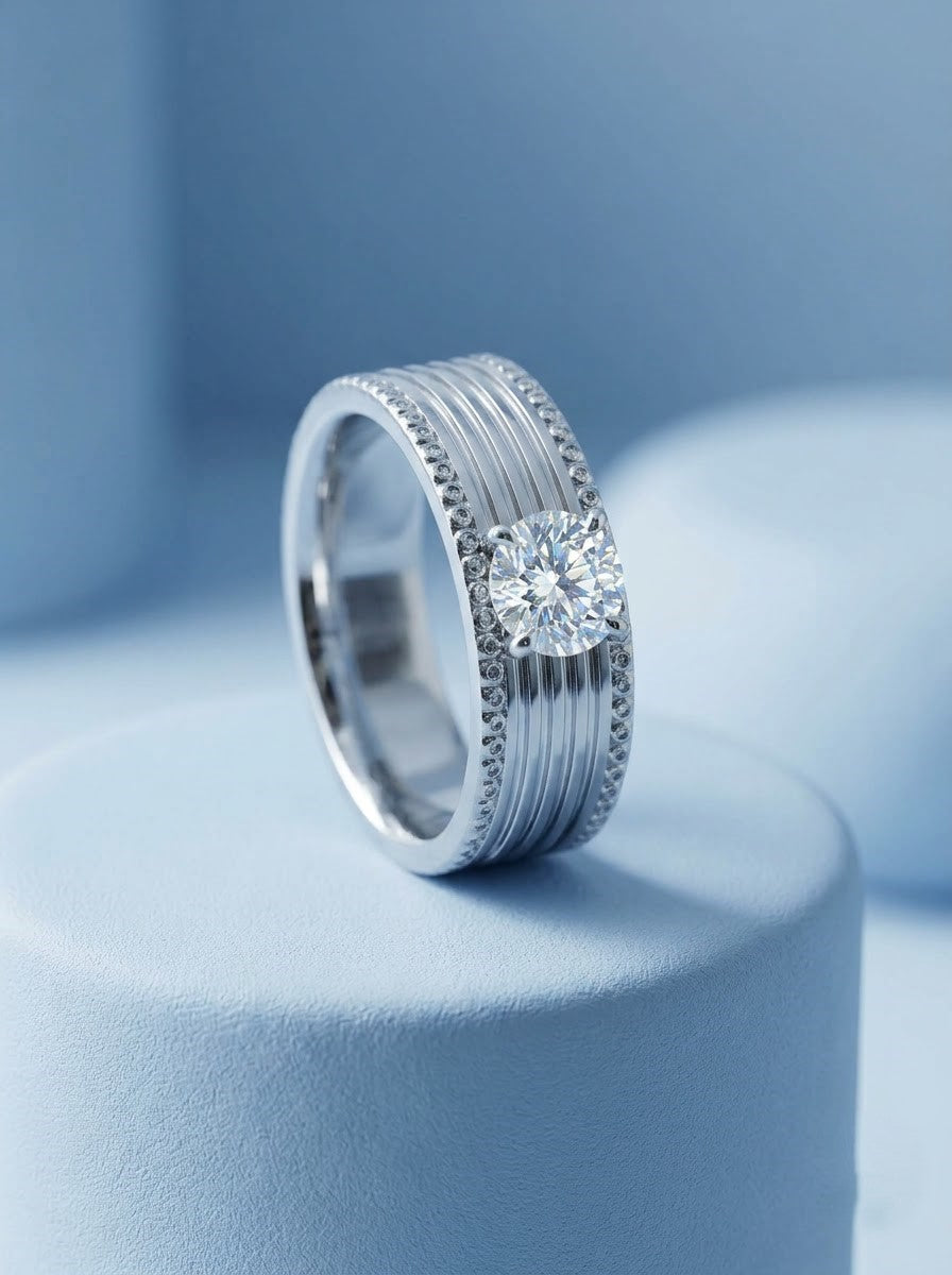 LIORA RING