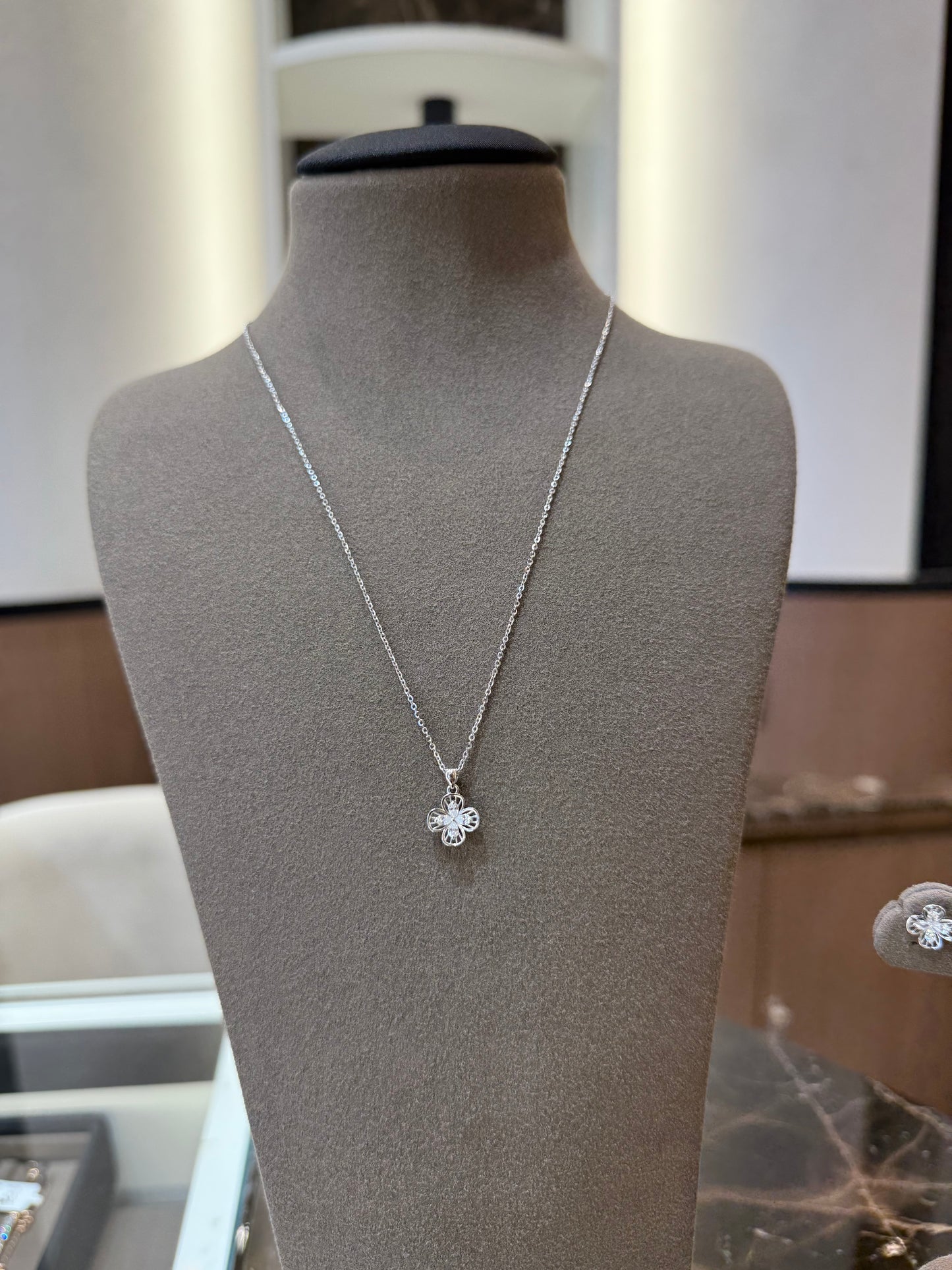 Bloom Pendant Set
