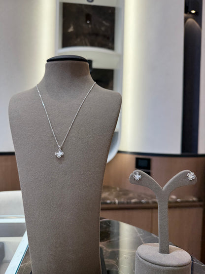 Bloom Pendant Set