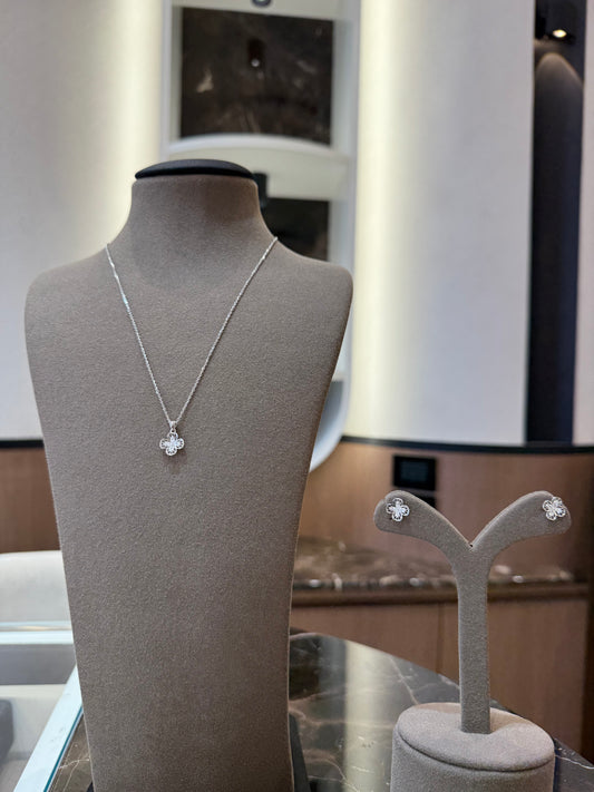 Bloom Pendant Set
