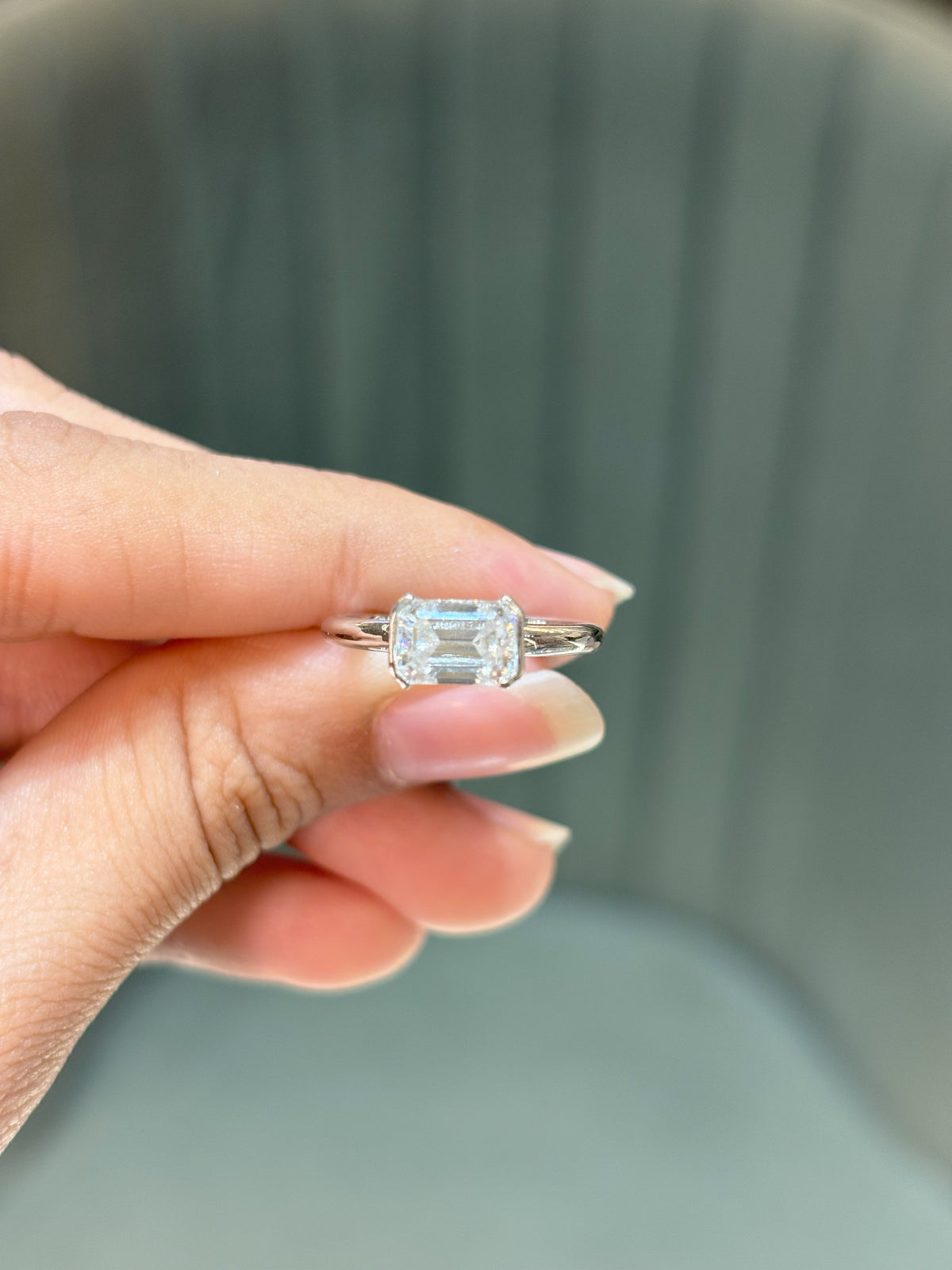 Crest Ring