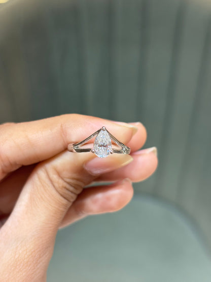 Lyra Ring