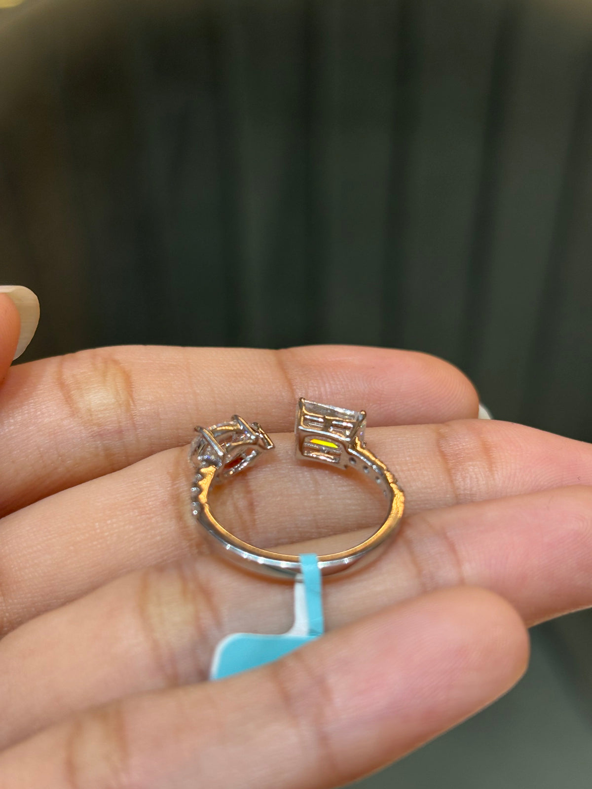 The Mixed-Cut Solitaire Ring