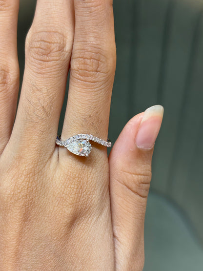 Twirl Ring