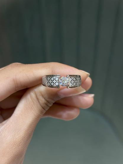 Engraved Clover Ring