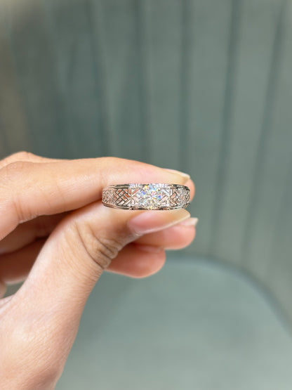 Trellis Center Ring