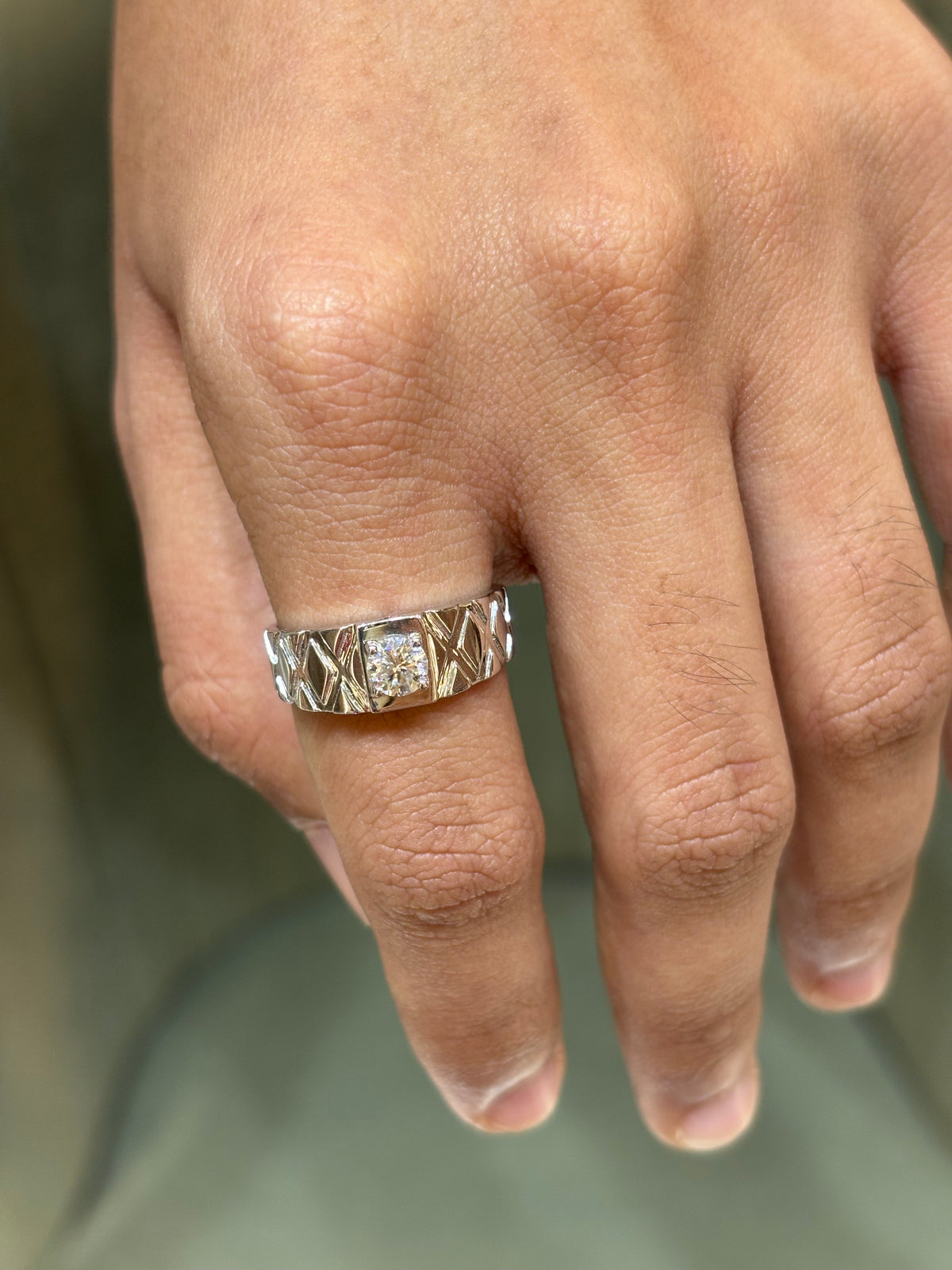 AXIA RING