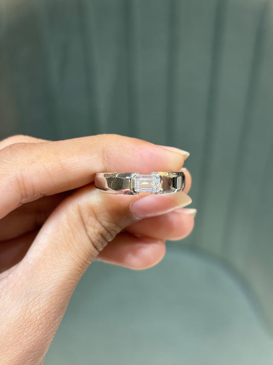Apex Ring