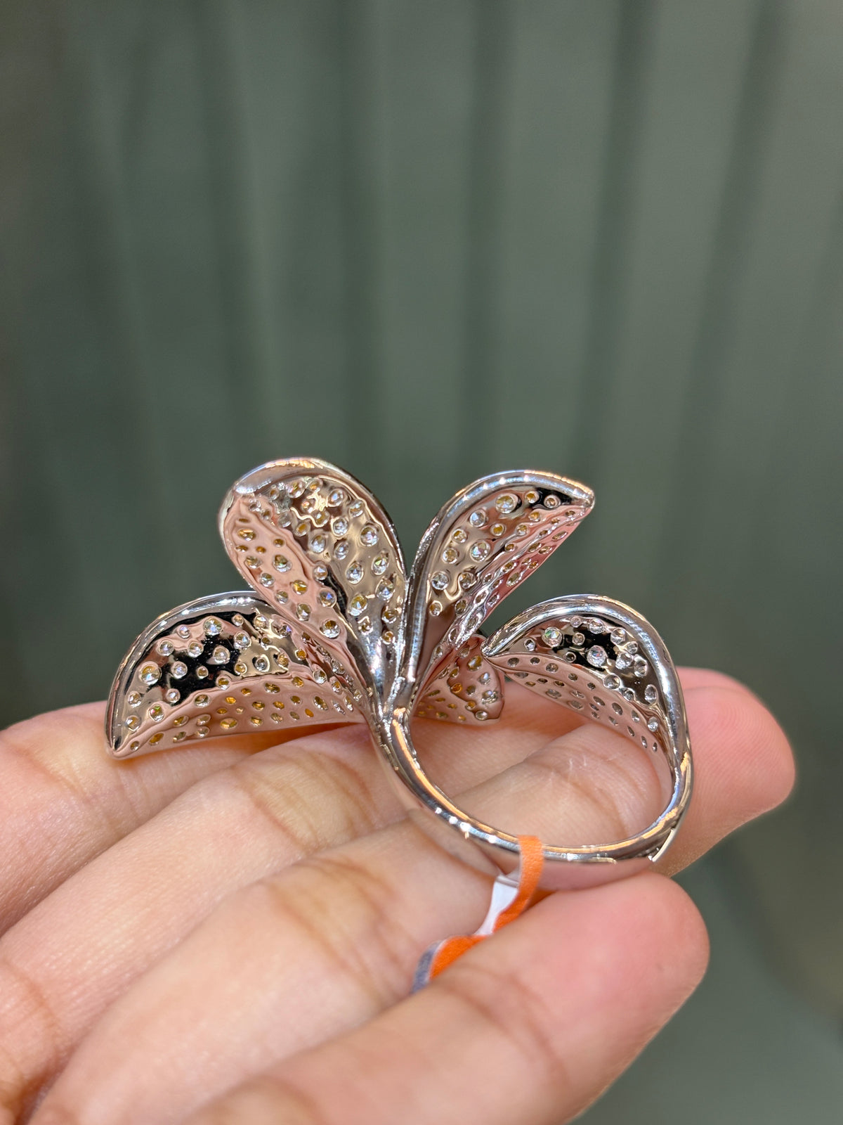 Sunehra Sparkle