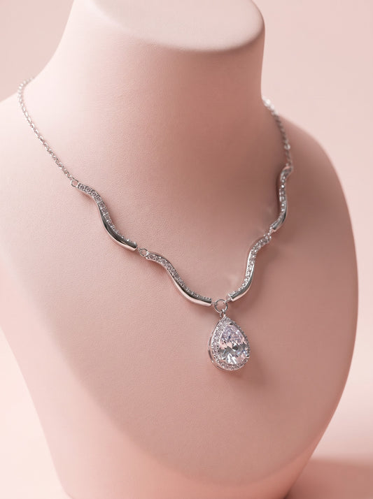 Cascade Pendant Chain