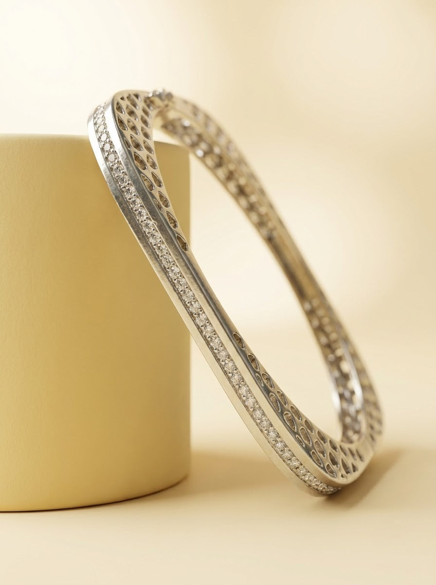 Contoured Diamond Kada
