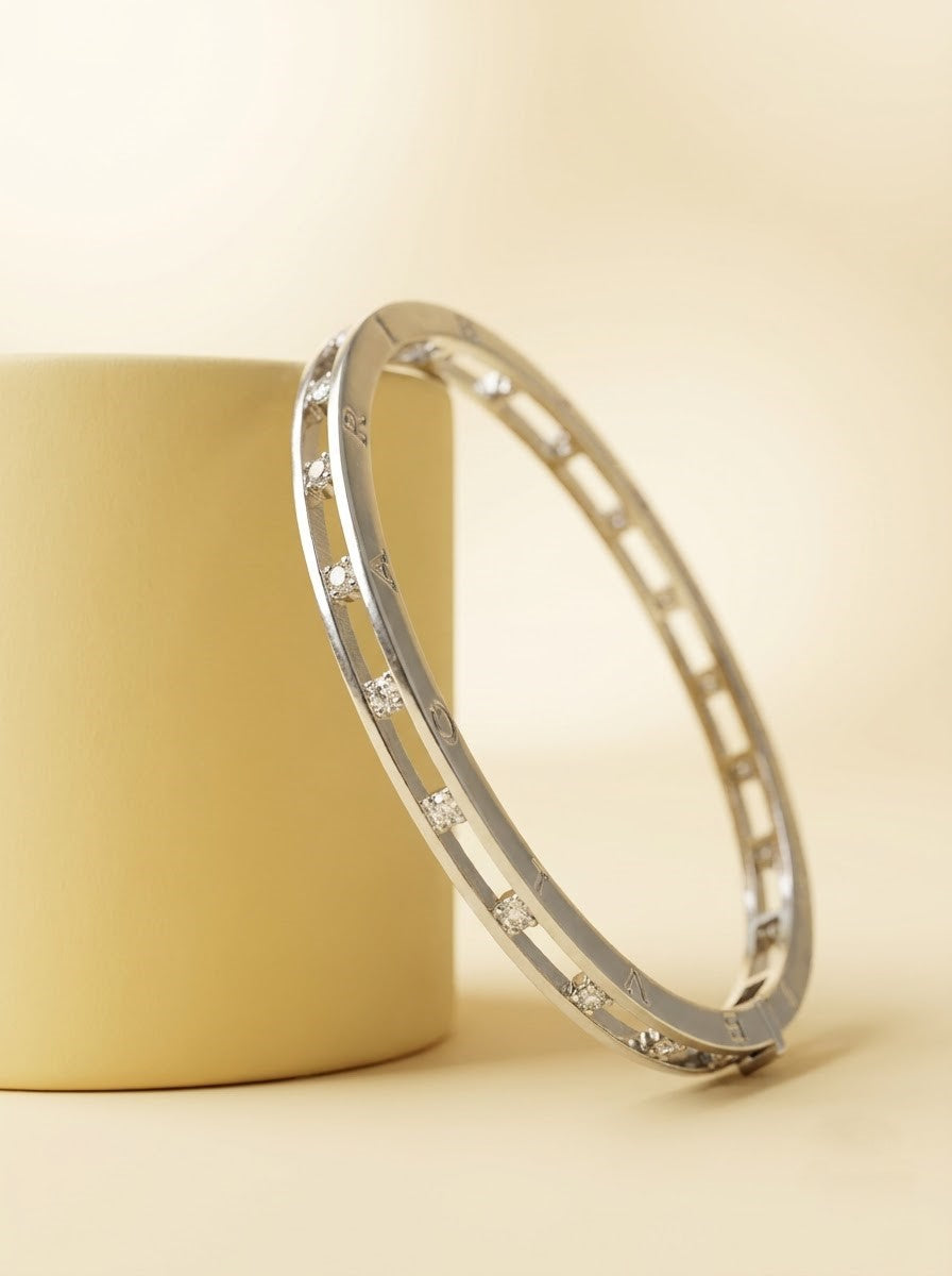 Roman Cutout Kada