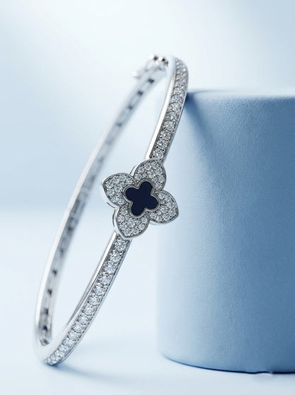 Onyx Clover Kada