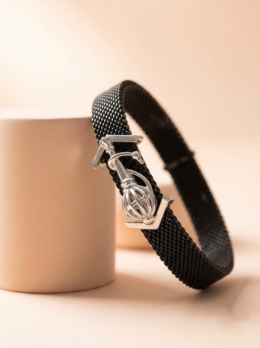 Titan Black Kada