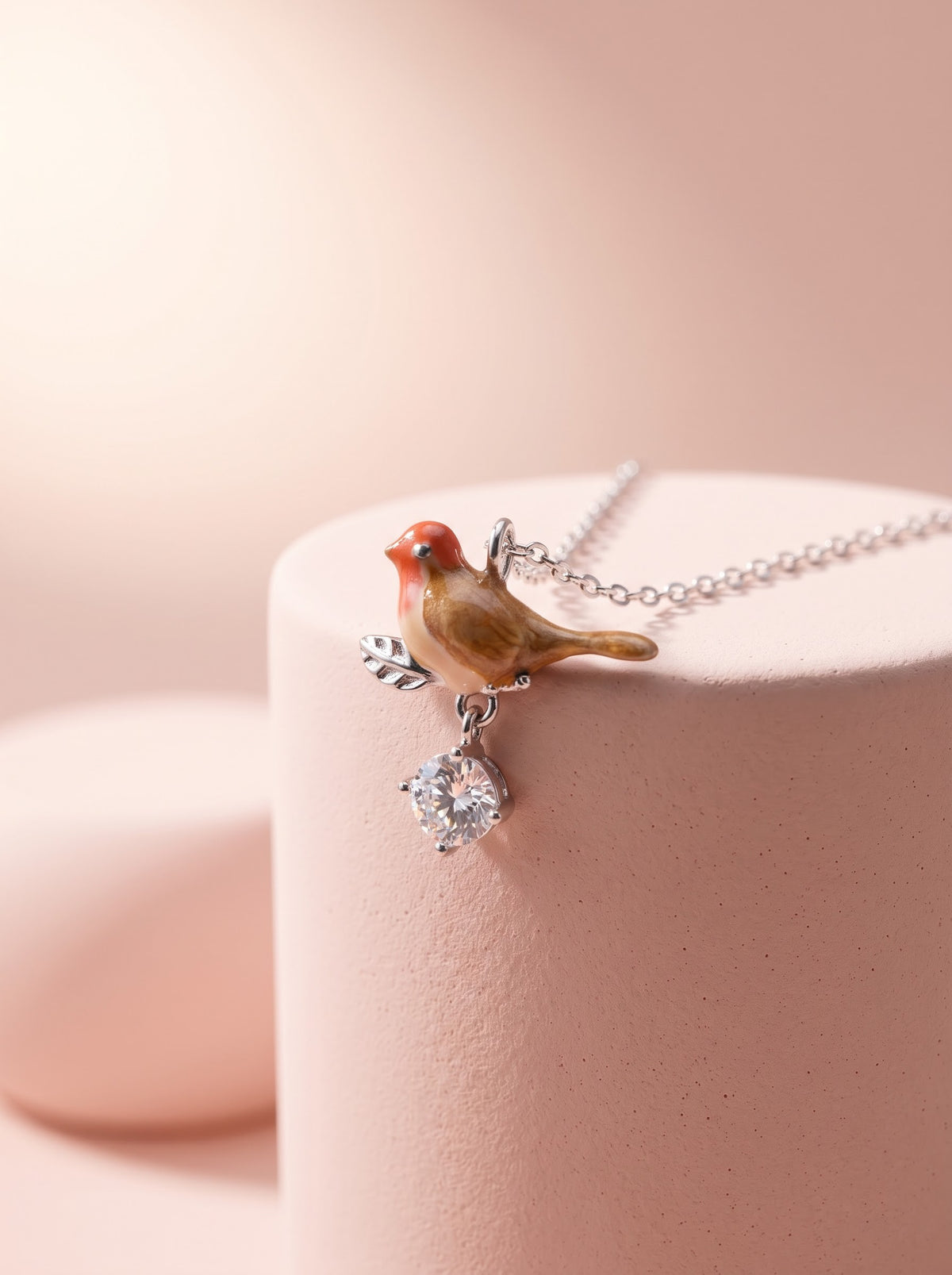 Robin Pendant Chain
