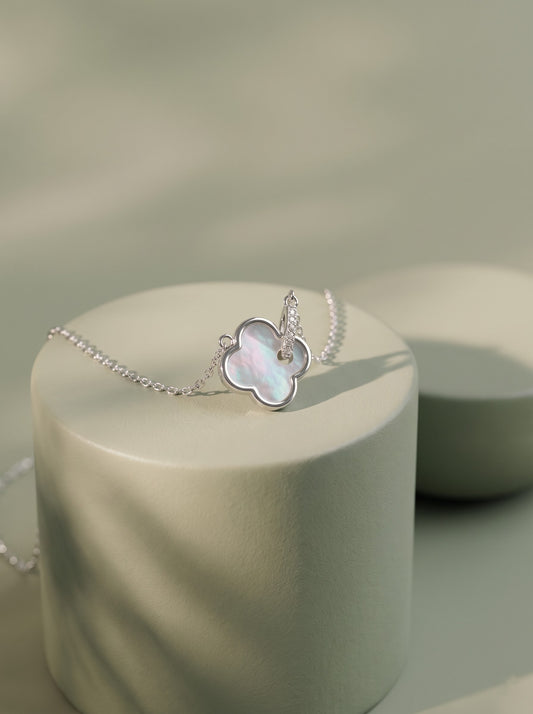 Clover Stone Pendant Chain
