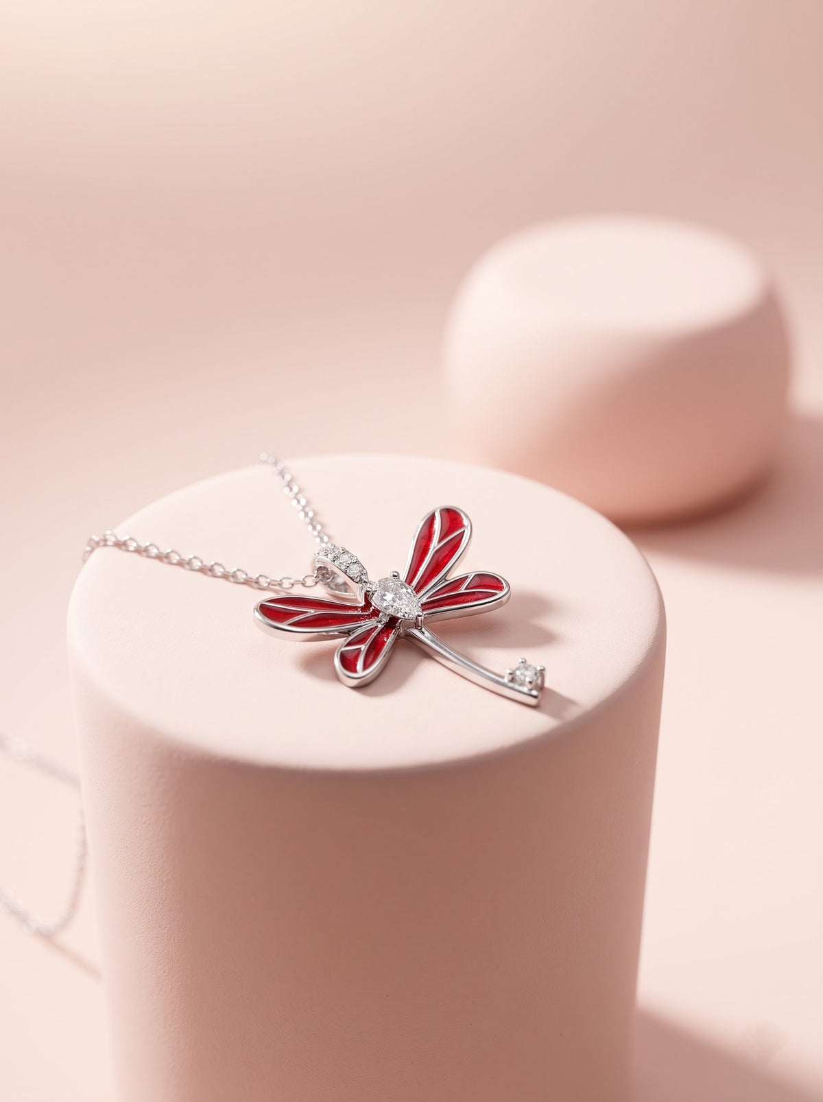 Rouge Dragonfly Pendant Chain
