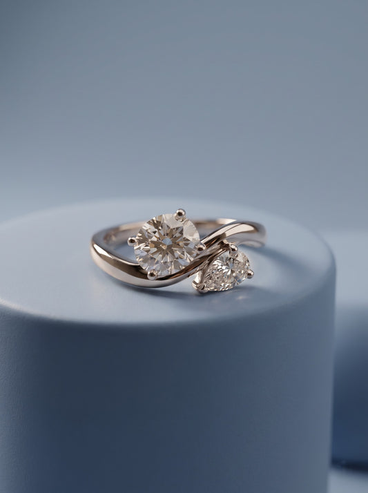 The Oval & Pear Duet