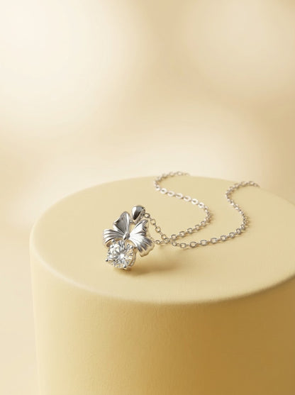 Ribbon Solitaire Pendant Chain
