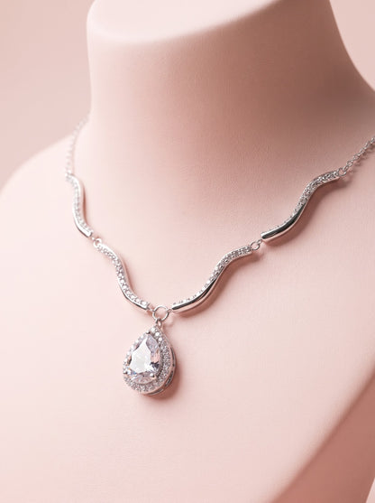 Cascade Pendant Chain