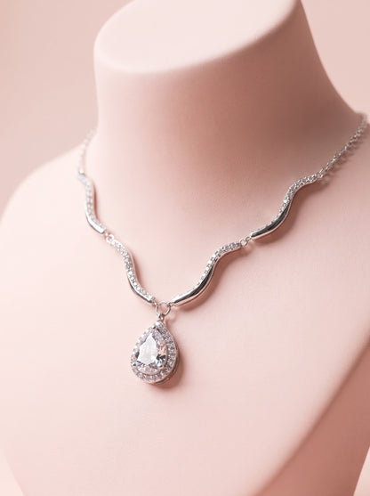 Cascade Pendant Chain