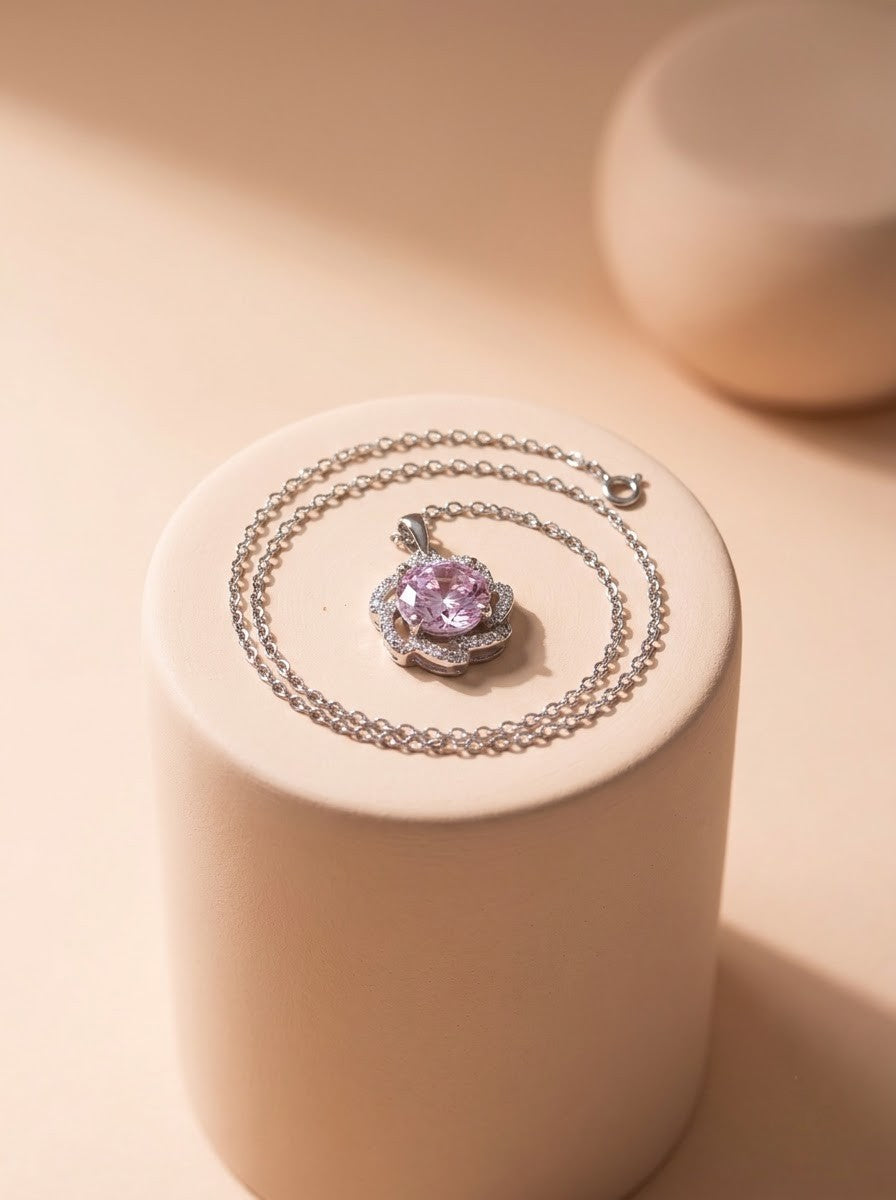 Bloom Halo Pendant Chain