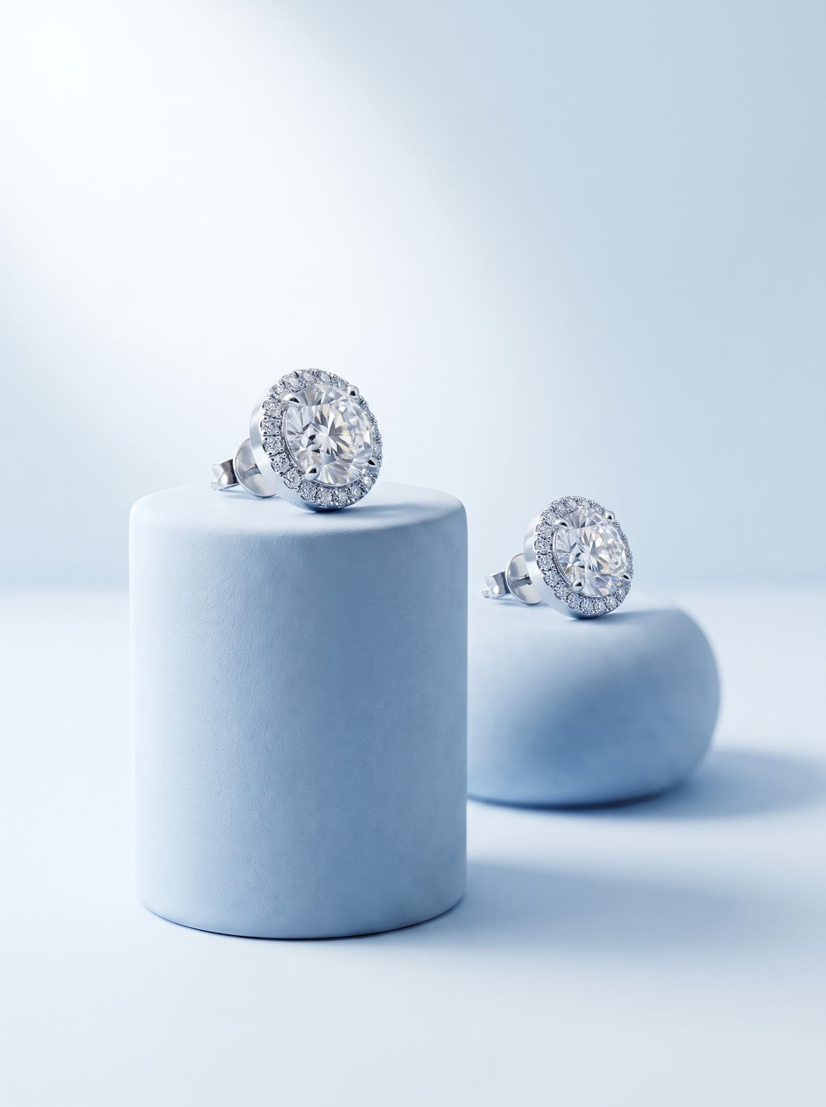 Round Halo Studs