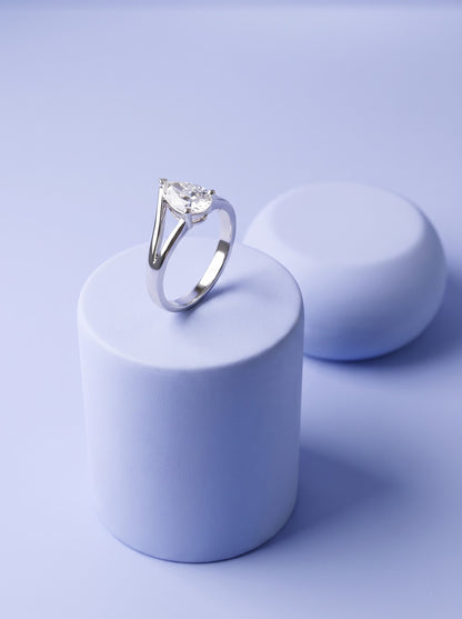 Lyra Ring