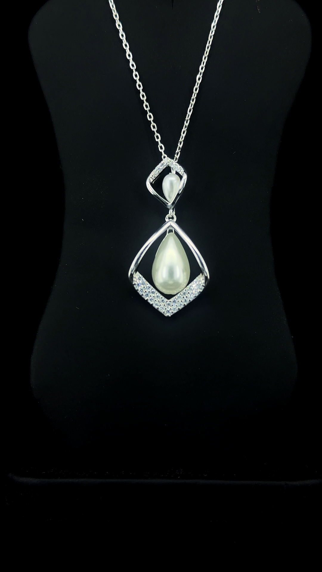 Teardrop pearl pendant chain in open kite silver frame with CZ chevron base and small pearl bail in BIS Hallmarked 925 sterling silver — The Pearl Kite by The White Kala