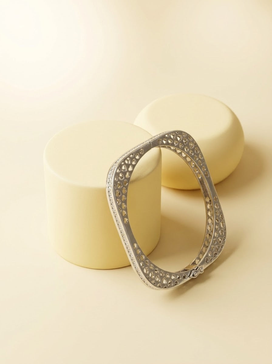 Contoured Diamond Kada
