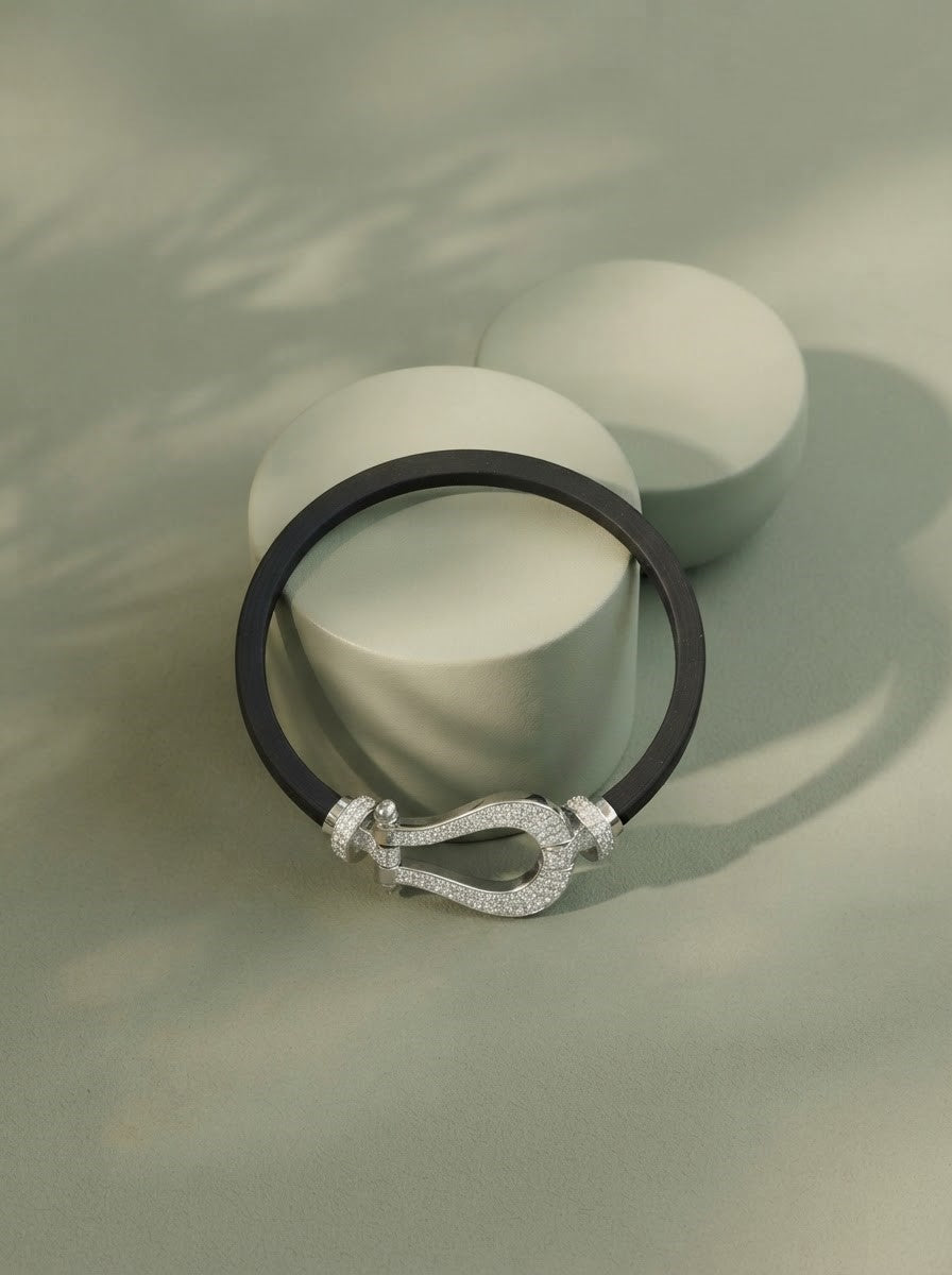 Iconic Shackle Strap