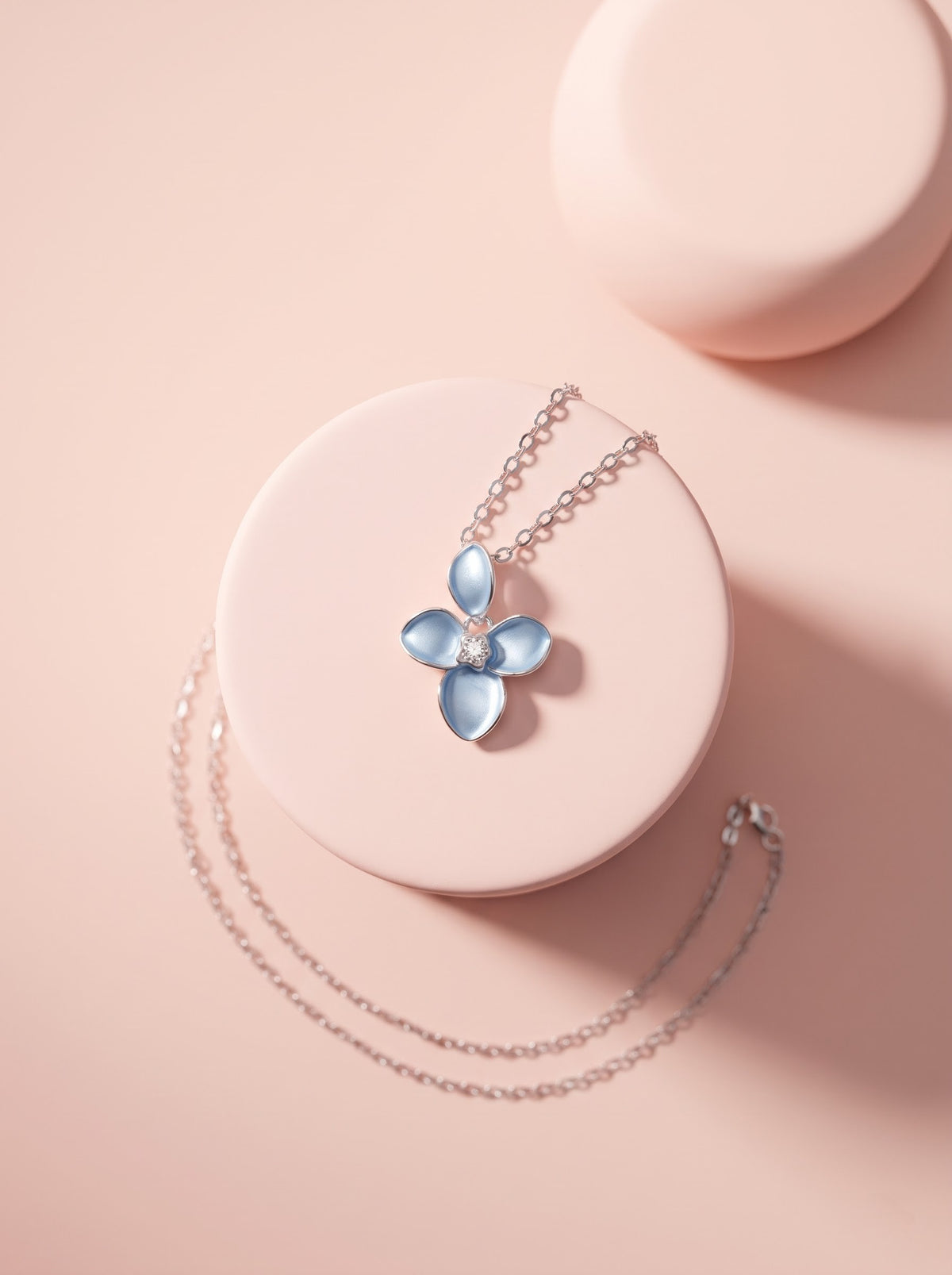 Four-Petal Floral Pendant Chain