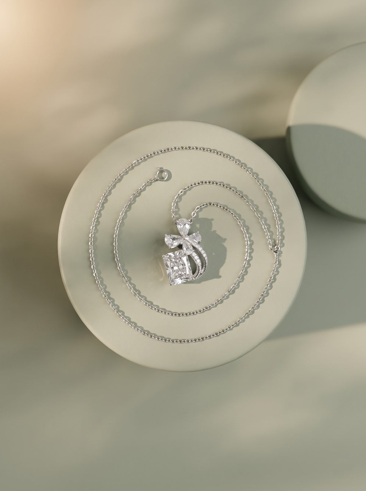 Papillon Crown Pendant Chain