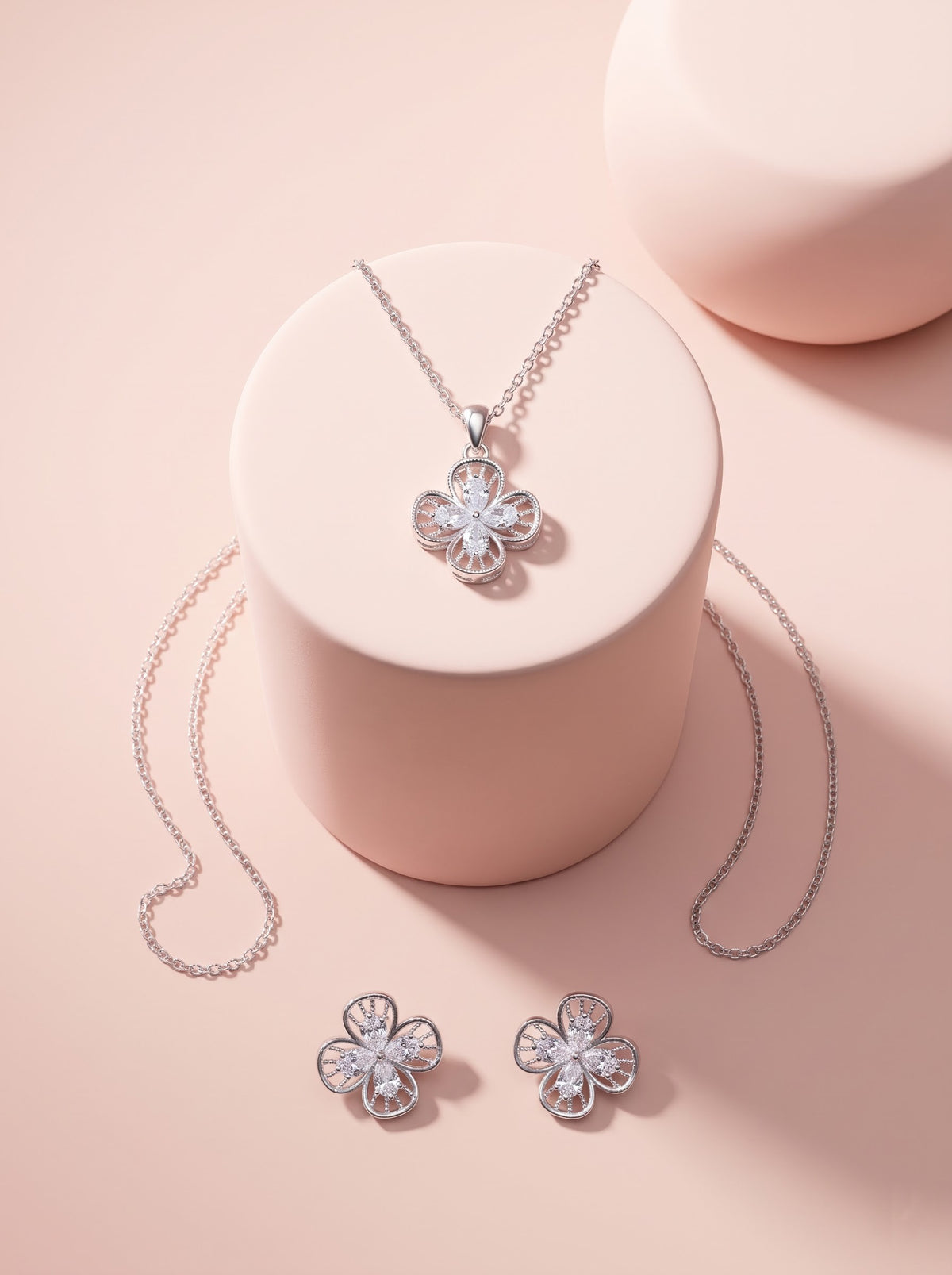 Bloom Pendant Set